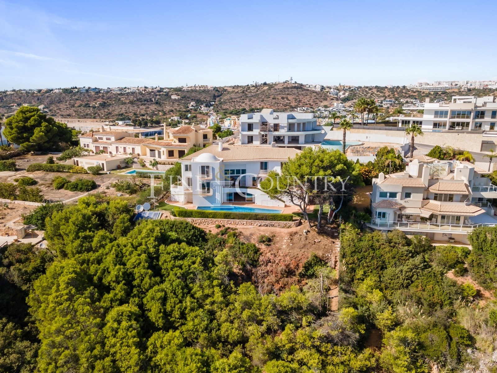 Photo of Albufeira - 4-bedroom cliff - top villa with stunning sea views
