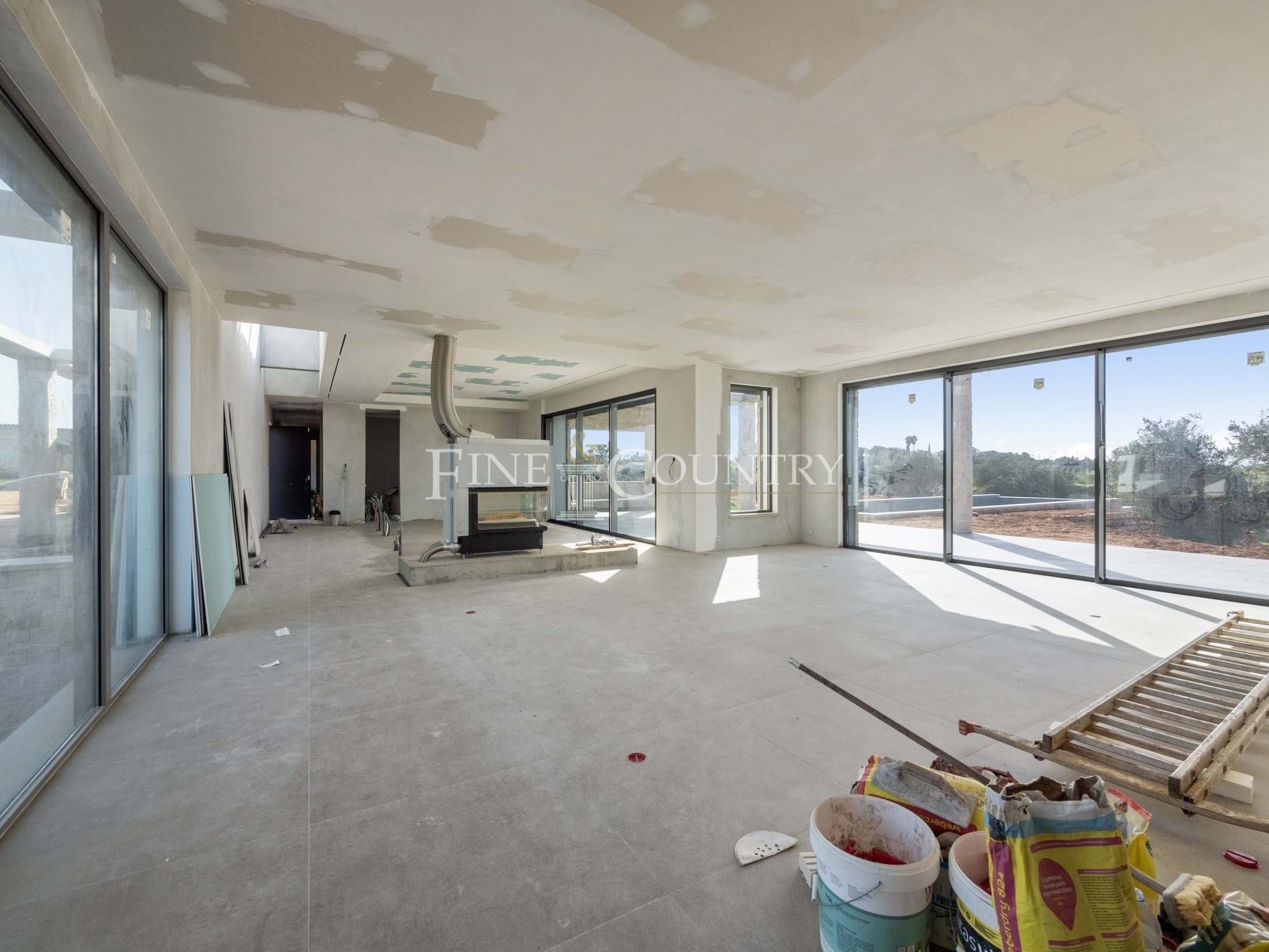 Photo of Carvoeiro - Superb new-build single level 4-bedroom villa close to Salicos