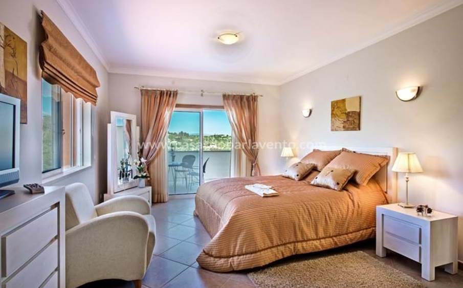 Villa to rent in Lagos - Boavista Golf