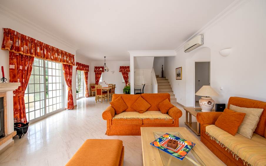 Villa to rent in Portimão - Alvor