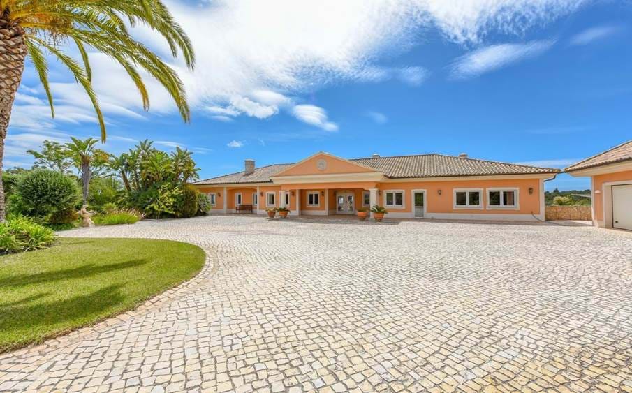 Villa for sale in Lagos - Odiáxere