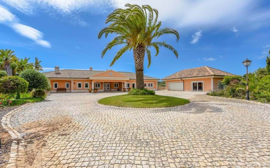 Villa for sale in Lagos - Odiáxere