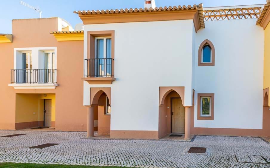 townhouses for sale in lagos portugal,Property for sale in lagos portugal,townhouse lagos portugal,meia praia townhouse lagos,townhouse algarve sale,house sale algarve