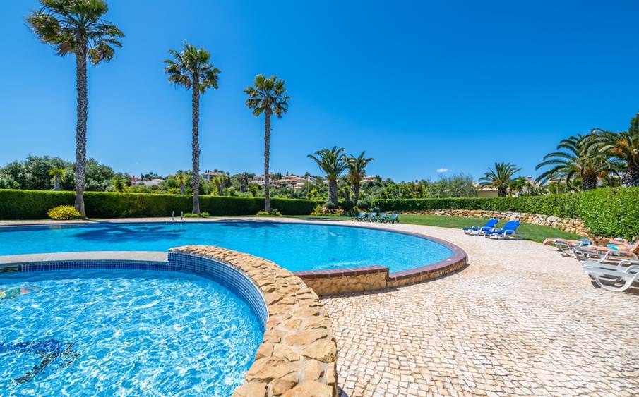 DEVELOPMENT IN LUZ 21 BEDS BEACH POOL FOR SALE