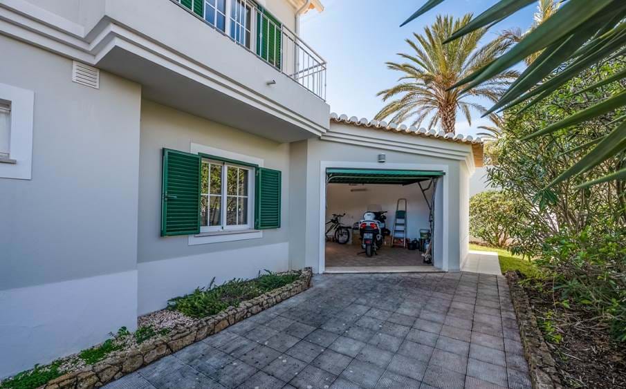 villa for sale,lagos,portugal,beach,golf,town ,swimming pool
