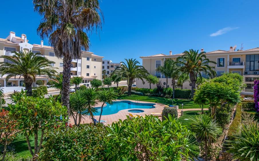 T2,Porto de Mós,apartamento,piscina comum,Lagos,Casa de férias 2023,férias Algarve