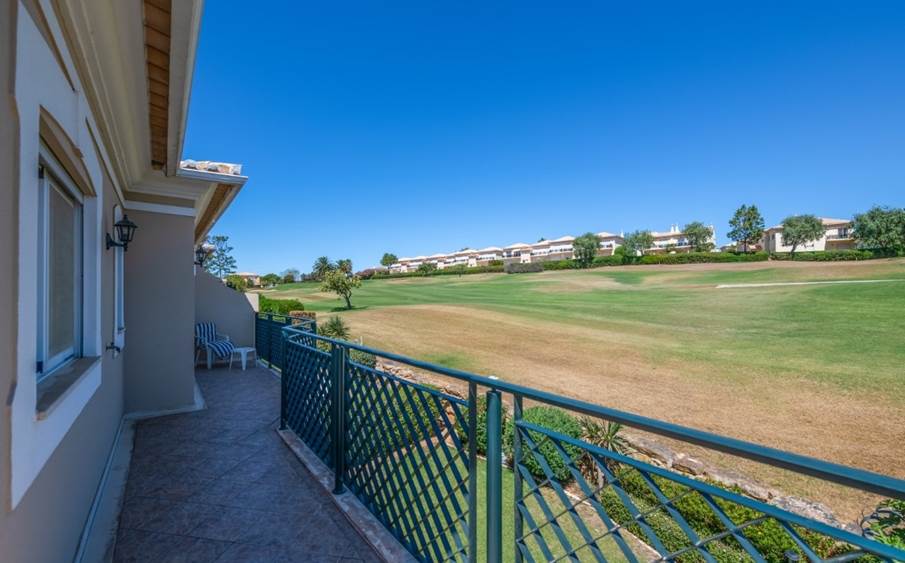 Boavista Golf,2 bed golf apartment,golf course views apt,Boavista resale