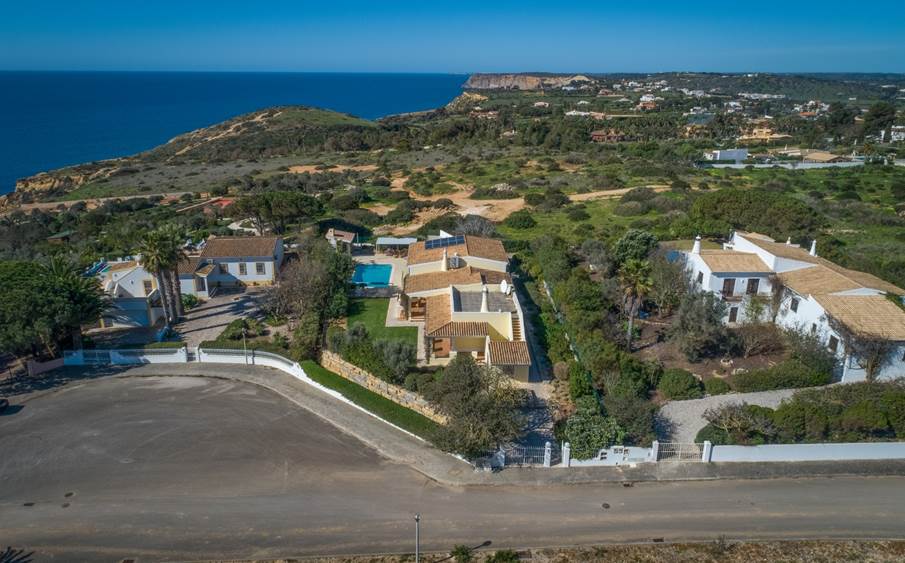 Ocean views,Porta dona Maria,4 bed villa with sea views ,Luz 4 bed villa