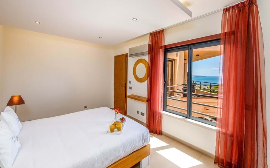 Mar da Luz 3 bed,Ocean views,Ocean view apartment,3 bed with sea views