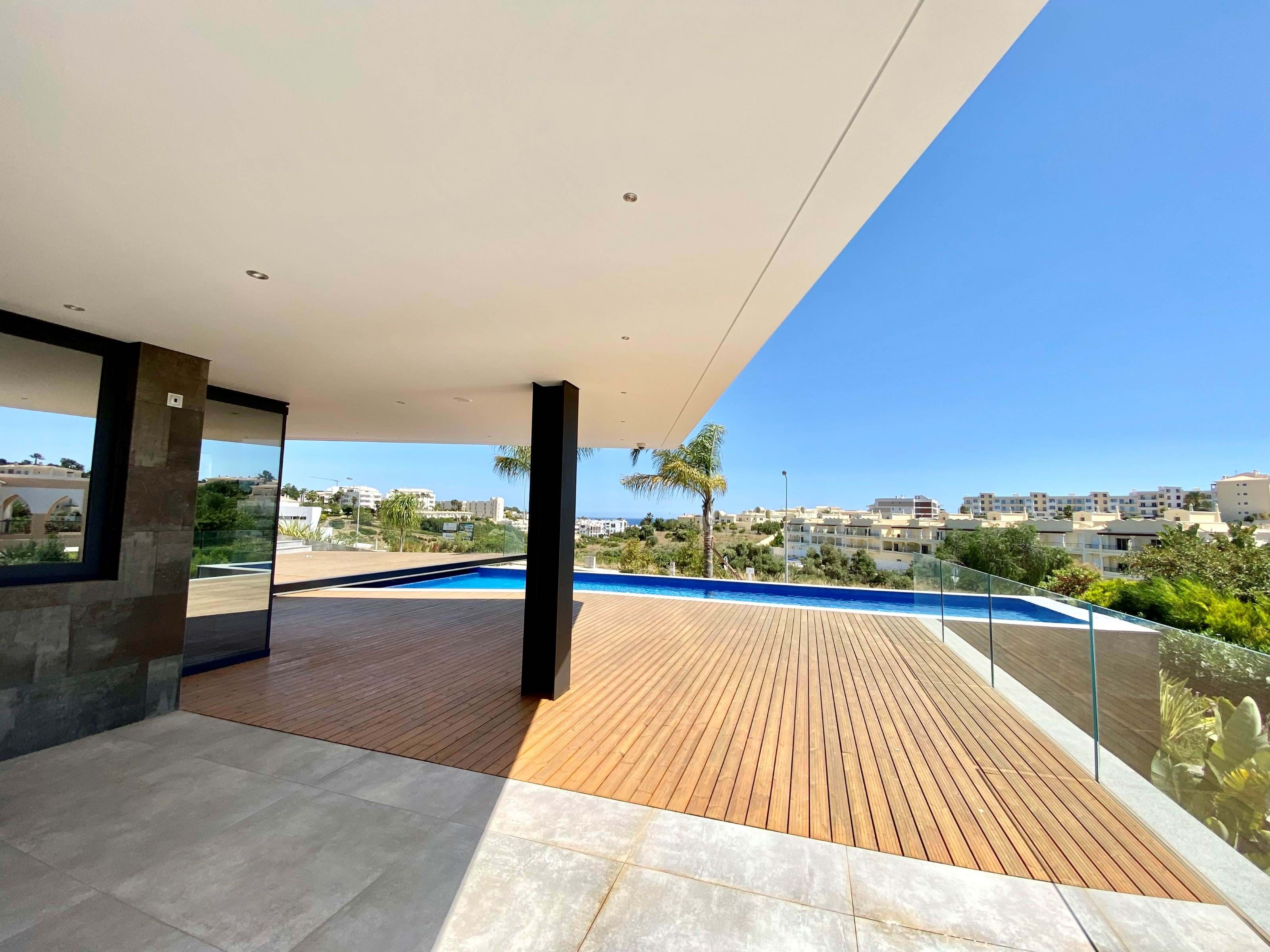 Villa de luxe, 4 chambres, piscine et vue mer, Lagos /Algarve.