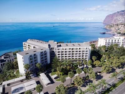 2 bedroom apartments in Madeira Acqua Residences