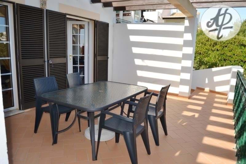 Budens – Quinta São António – 2 bedroom townhouse  located in Budens, Golf Resort – Algarve. Great to live or for rent!