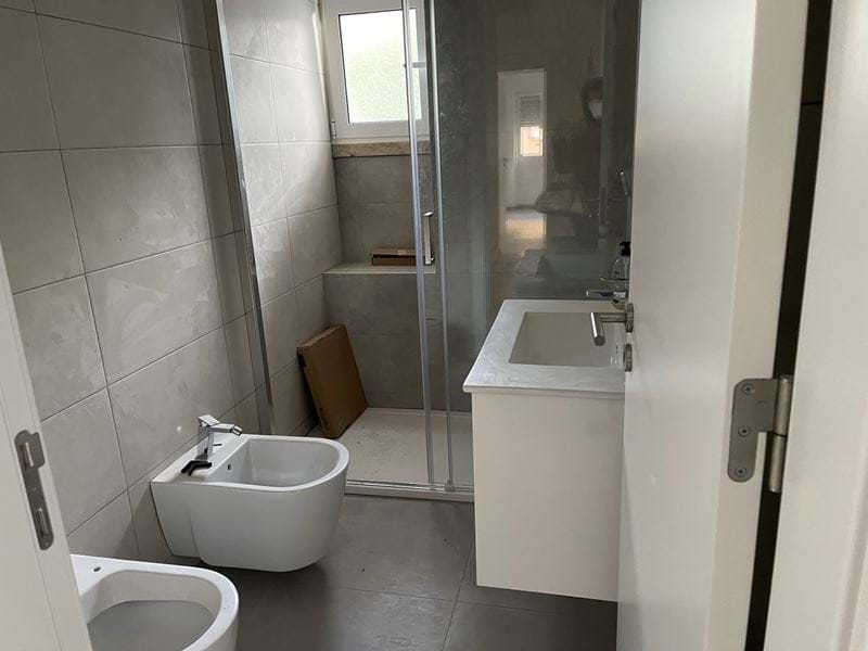  Modern and renovated 2 bedroom apartment with private garden in the city center, walking anywhere! To sell in Portimão