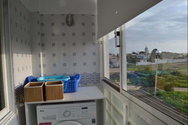 Space Apartment with 3 bedrooms a few minutes walk from the beach “D. Ana beach” and the lighthouse of Ponta da Piedade for sale in Lagos - Algarve!