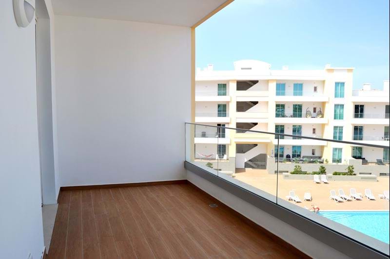 Luxurious & spacious3 bedroom apartment with pool, with open  and panoramic views to the Marina and city, in a private complex! For sale in Lagos - Algarve
