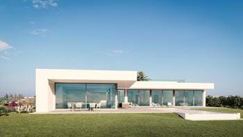 Luxuosa e moderna moradia de 6 quartos, garagem e piscina num enorme terreno perto da praia. Vistas majestosas! 