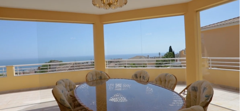3 STOREY VILLA with private lift, 5 bedrooms, 6 bathrooms, lift, games room, swimming pool, garage and  AMAZING SEA VIEWS for sale in PRAIA DA LUZ!!