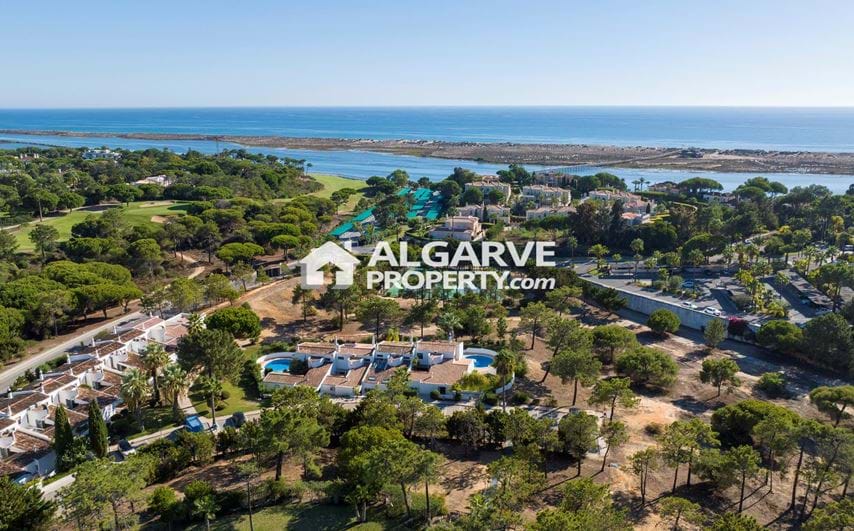 Fabulous 1 bedroom apartment next to the beach and golf course in Quinta do Lago, Algarve
