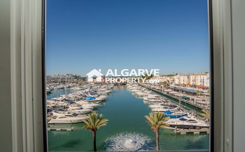 Exceptional 4 Bedroom Apartment with Stunning views of Vilamoura Marina in Algarve