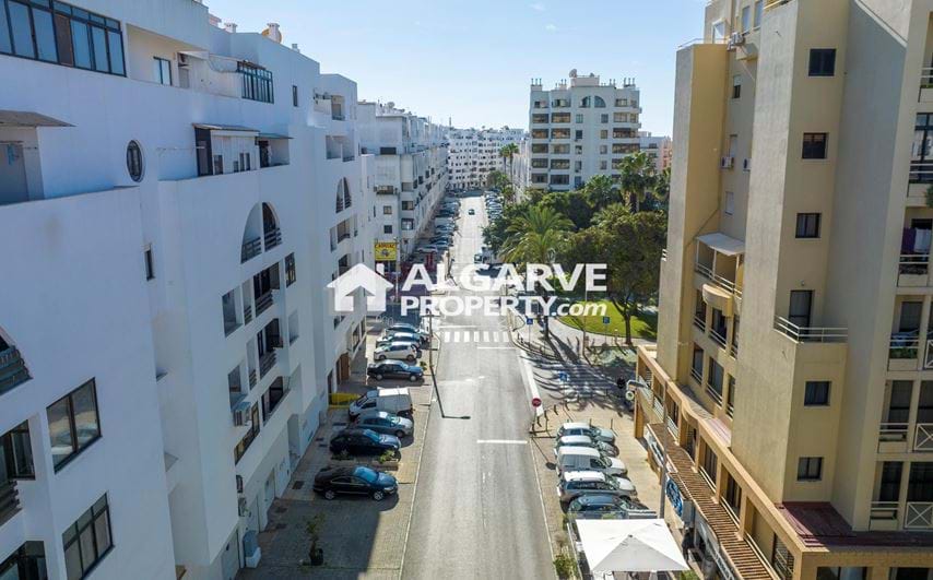 One bed apartment just 600 meters from the beach in Quarteira, Algarve