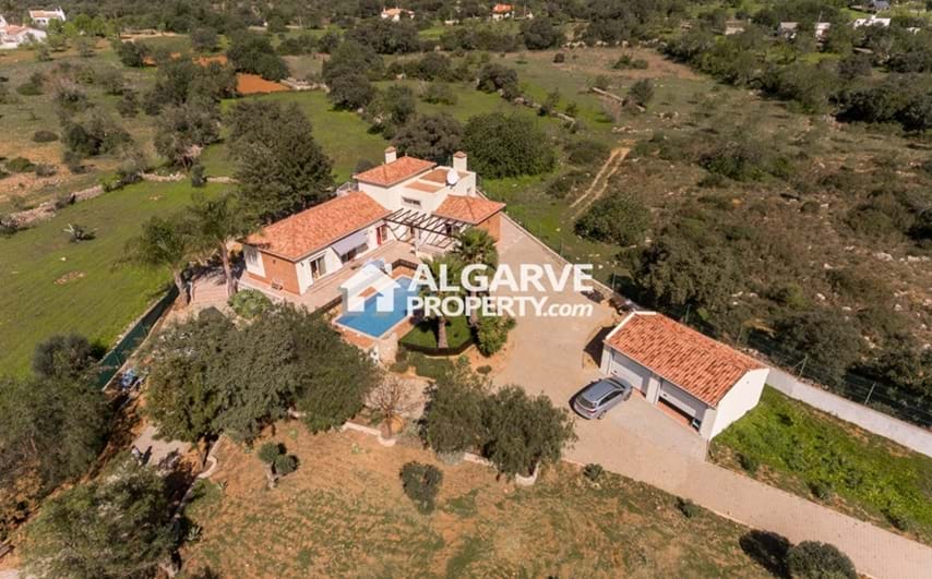 SÃO BRÁS ALPORTEL - 4 bed villa with COUNTRY VIEWS, approx. 20 min from the airport and the BEACH