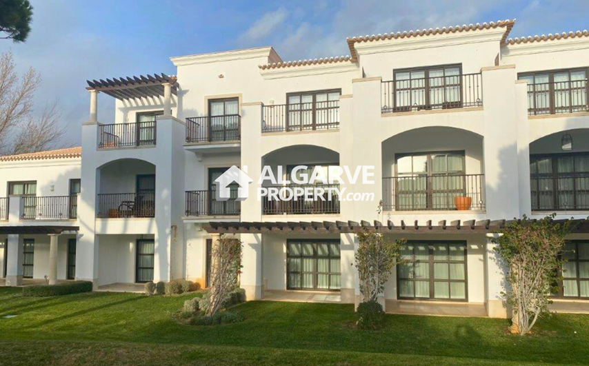 Albufeira - 3 Bedroom Luxury Apartment by the Sea