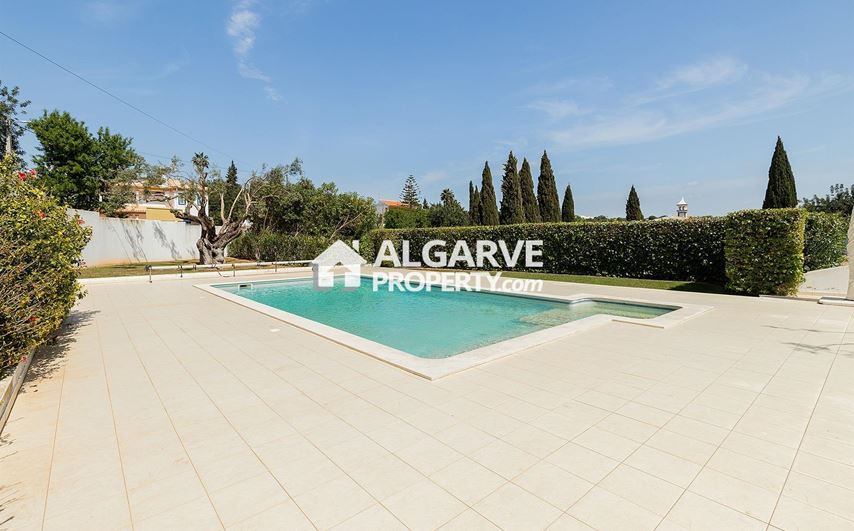 VALE JUDEU - Beautiful 3 bedroom villa on the outskirts of Vilamoura with countryside views