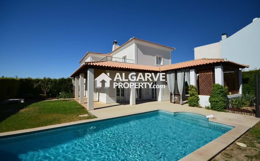 BOLIQUEIME - Four bed villa with country views near the village