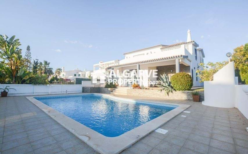 GALE BEACH - Charming 5 bedroom villa near the BEACH and with SEA VIEWS