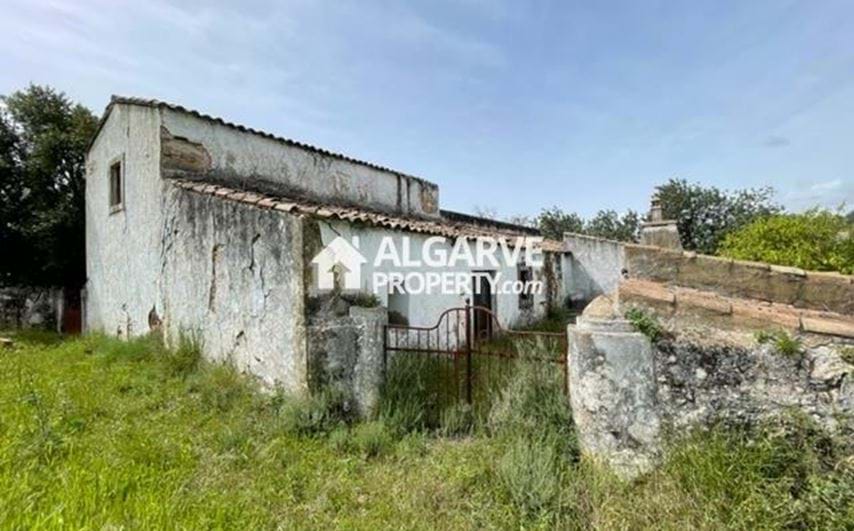 SÃO BRÁS ALPORTEL - Large plot of land on the outskirts of the city with panoramic views