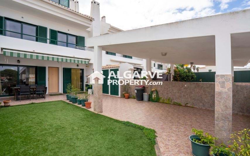 ALBUFEIRA - 3 bedroom  villa close to all amenities