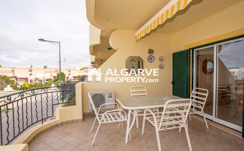 Two bed apartment near Falesia Beach and the Marina in Vilamoura