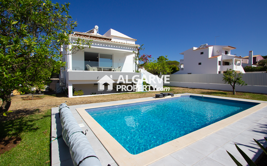 Completely refurbished 4 bedroom villa near Vilamoura and Vila Sol, Algarve