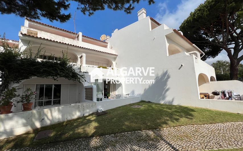 Appartement T1+1 entièrement rénové à Vale do Lobo, Algarve