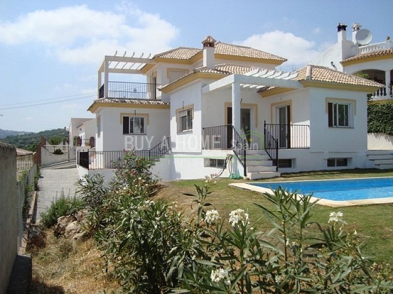 Villa for sale in Málaga
