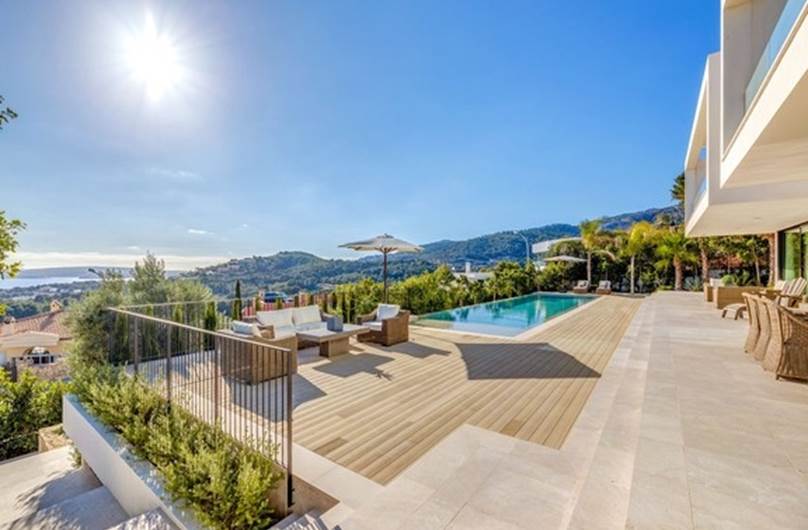 High Quality Newly Built Villa With Stunning Views