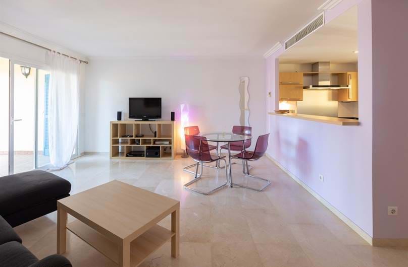 Apartment In A Quality Development Close To Golf Courses, Beaches & Port Adriano
