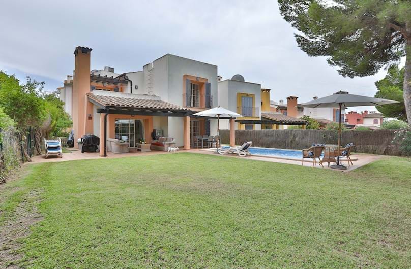 3 Bedroom Villa located In A Truly Mediterranean Environment Frontline To The Golf Course