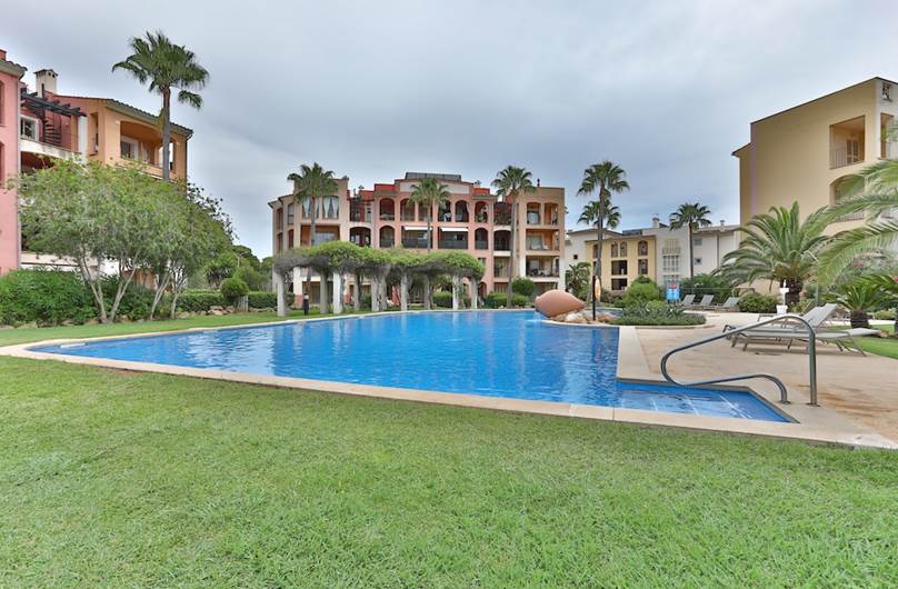 3 Bedroom Villa located In A Truly Mediterranean Environment Frontline To The Golf Course