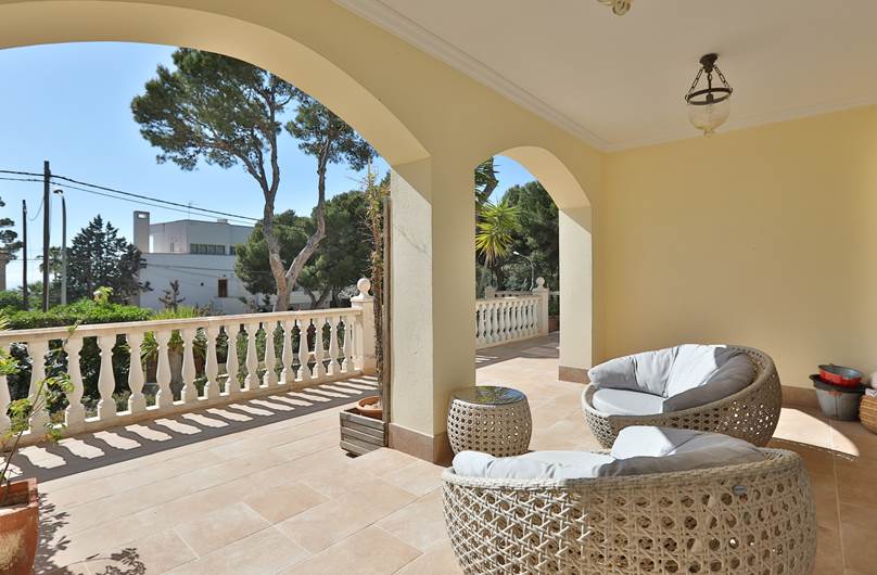 Villa For Sale Close To Port Adriano