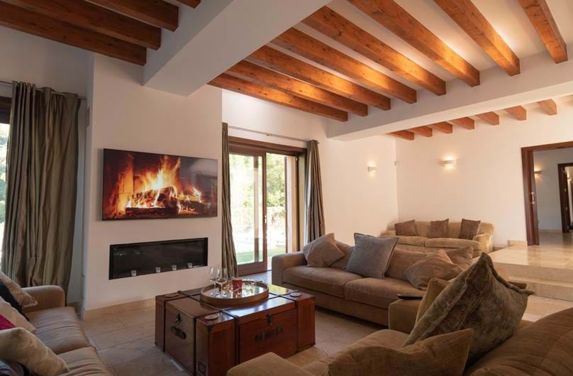 Finca Style Modern Villa With Rental License