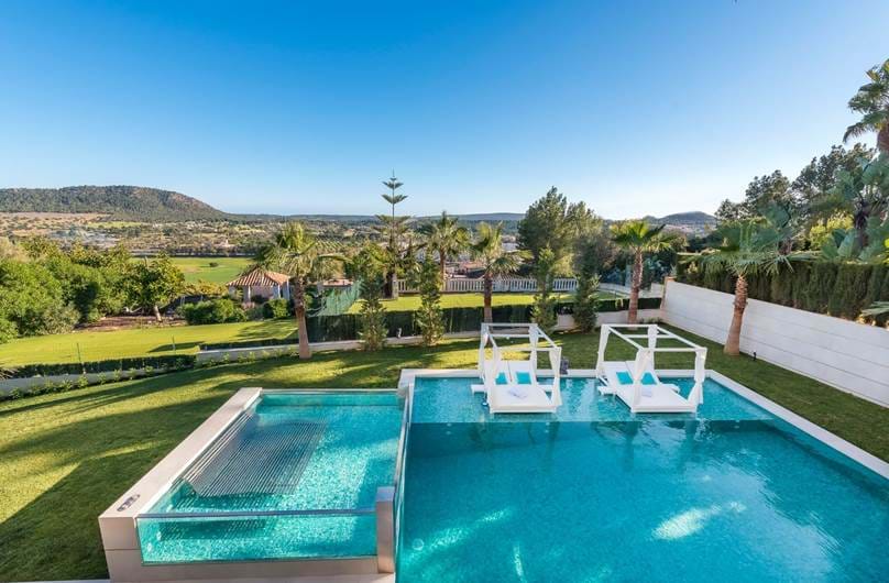 Modern Family Villa With Views Over The Golf Courses Of Santa Ponsa