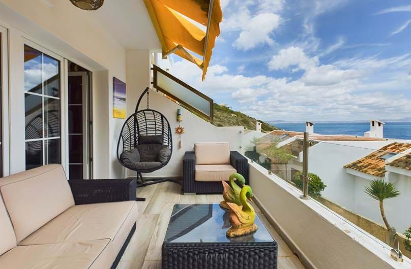 Frontline Sea View Townhouse For sale