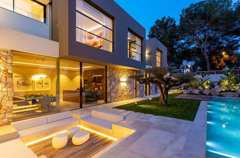 Luxurious Villa For Sale In Santa Ponsa, Mallorca