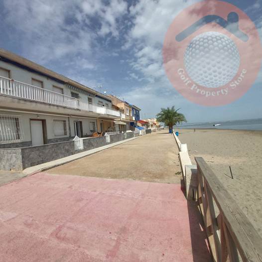 FRONTLINE BEACH 2 BED APARTMENT INCREDIBLE OPPORTUNITY