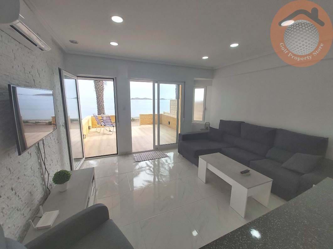 STUNNING FRONTLINE BEACH 3 BED 2 BATH APARTMENT WITH DIRECT ACCESS TO BEACH