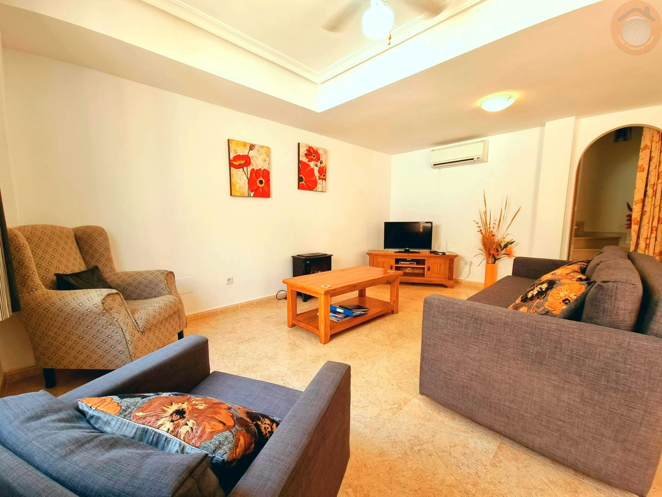 TWO BED TWO BATH LA TERCIA TOWNHOUSE WITH FRONT GARDEN NEXT TO COMMUNAL POOL