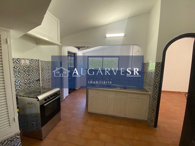 Carvoeiro - 4 bedroom villa pool and sea view.