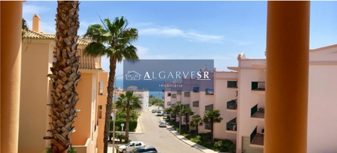 Various T0, T1 and T2 Properties in Praia da Luz Resorts