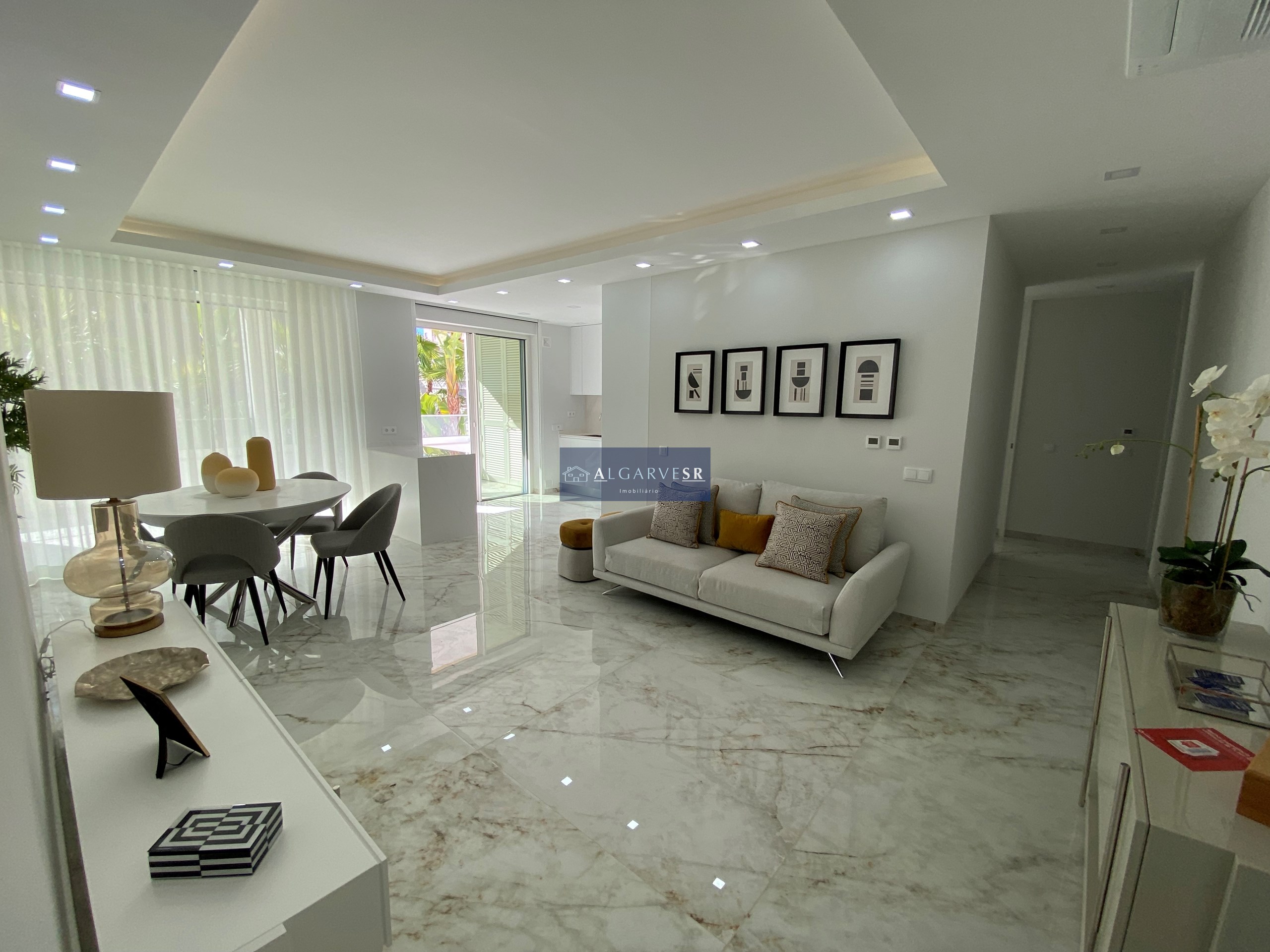 Lagos - Apartment T3 New . Luxury Condominium with Pool